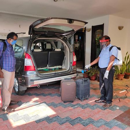 Yuvarani Residency Kochi Εξωτερικό φωτογραφία
