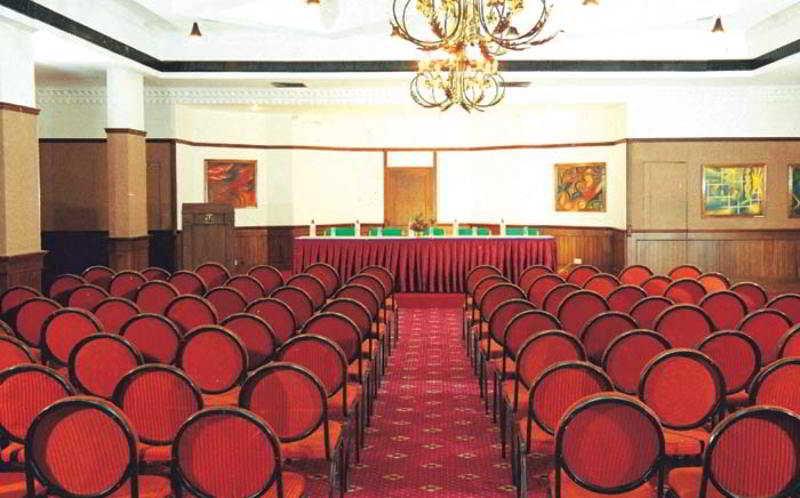 Yuvarani Residency Kochi Εξωτερικό φωτογραφία