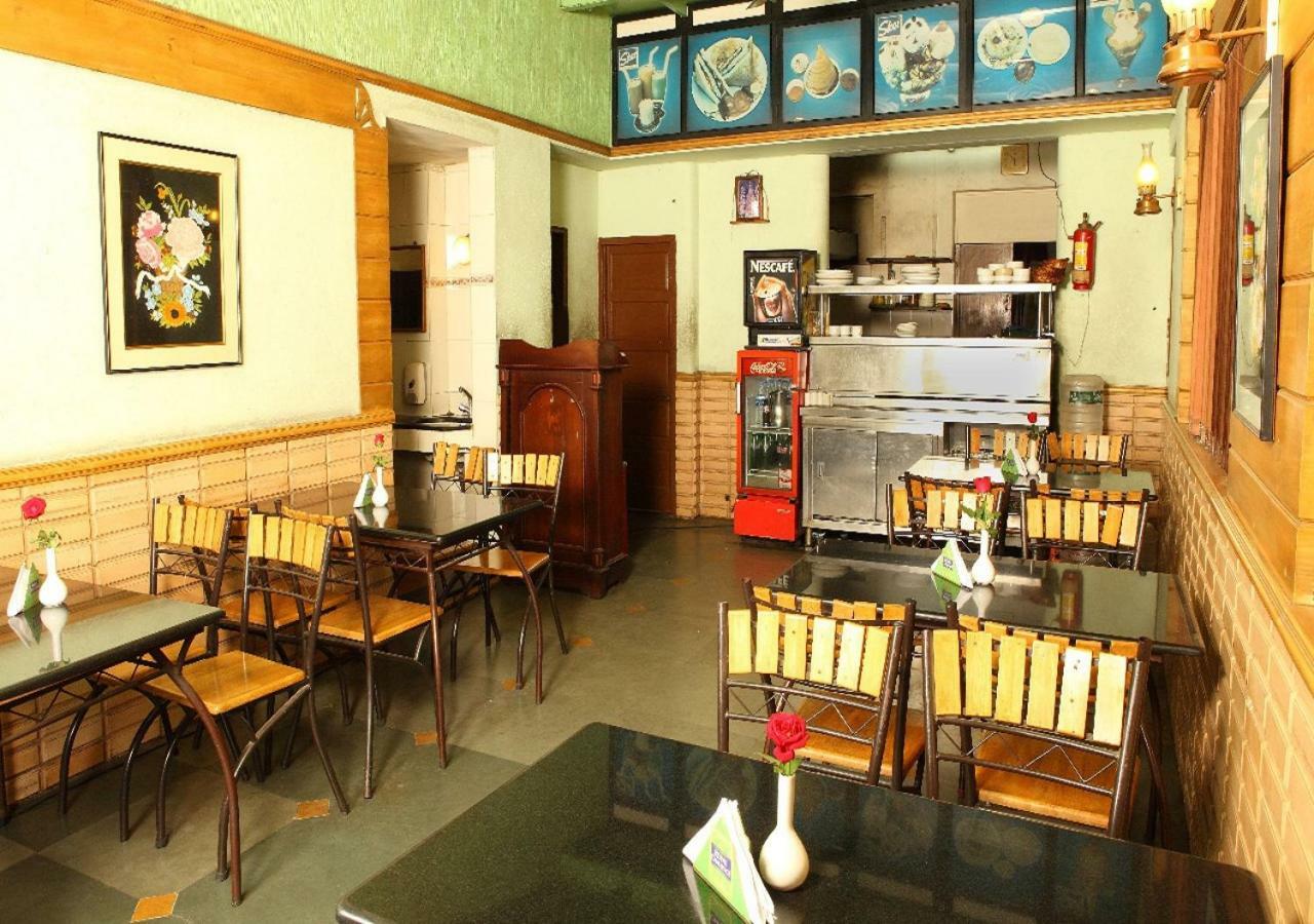 Yuvarani Residency Kochi Εξωτερικό φωτογραφία