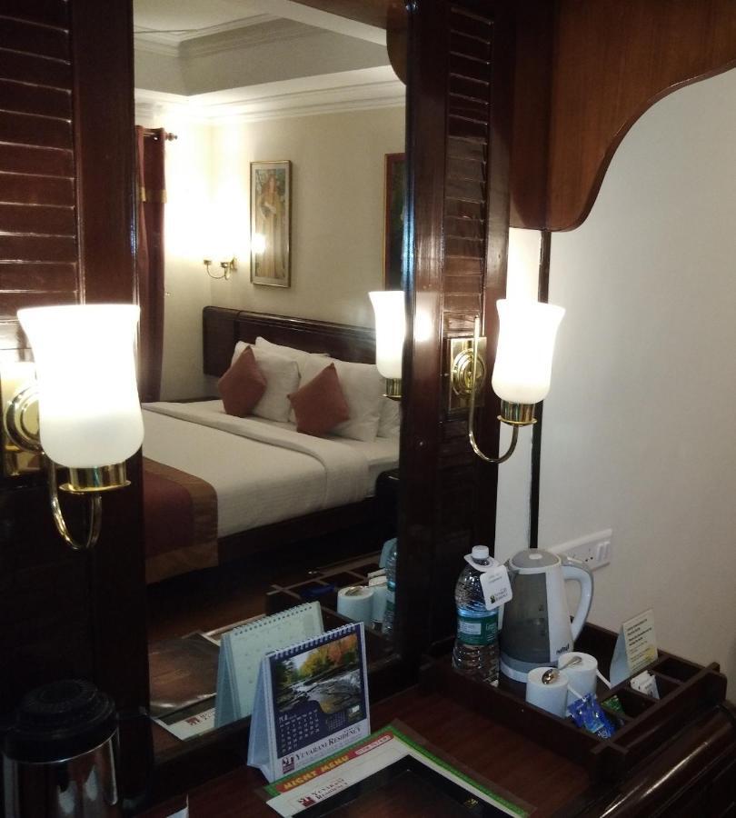 Yuvarani Residency Kochi Εξωτερικό φωτογραφία